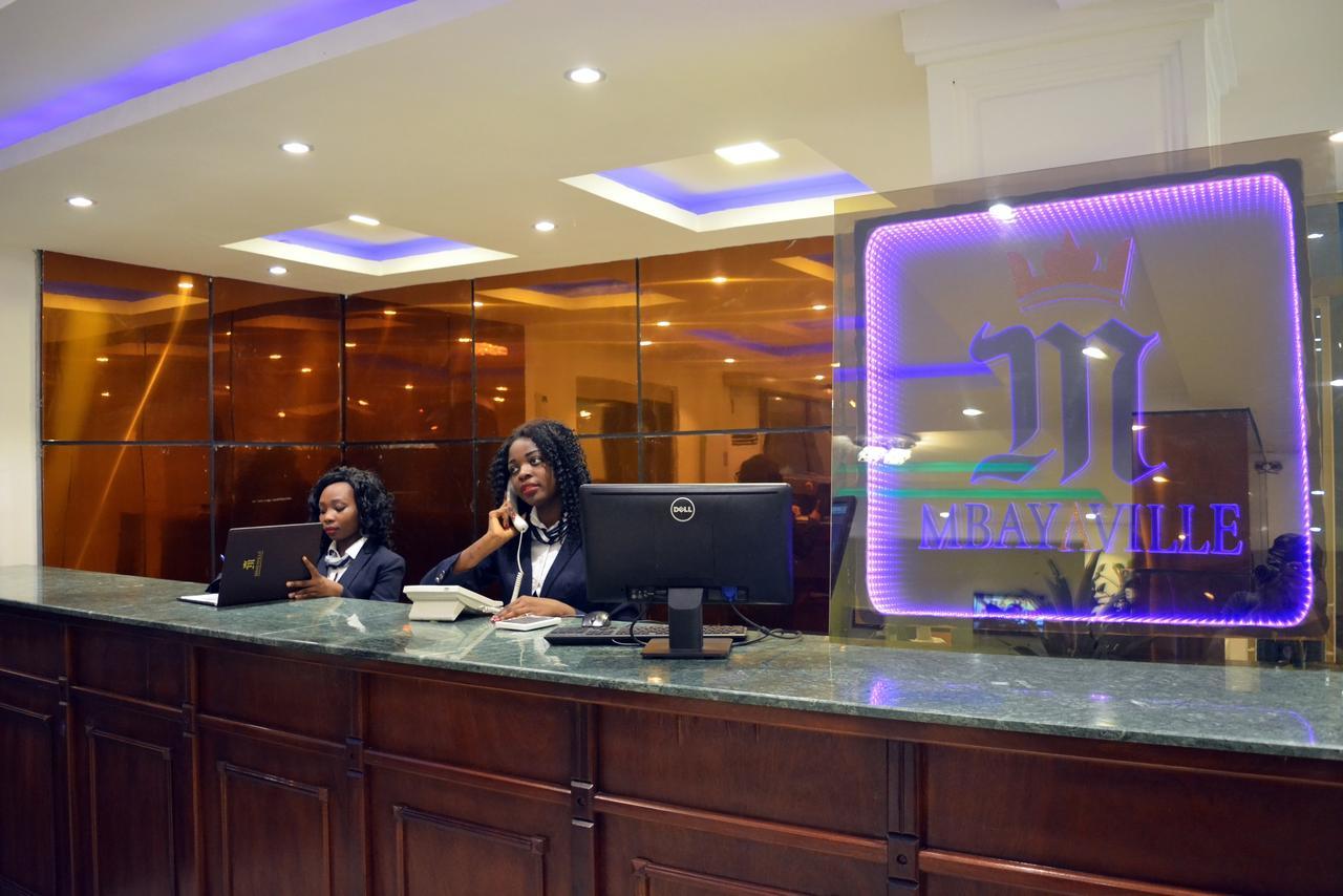 Mbayaville Hotel Дуала Экстерьер фото